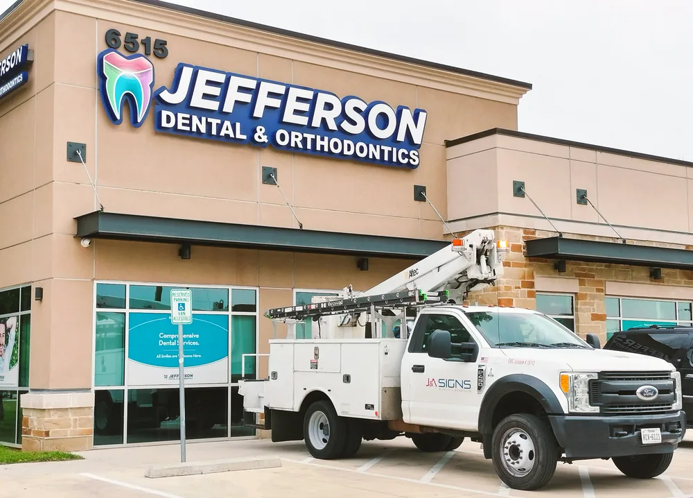 Jefferson Dental channel letters installation